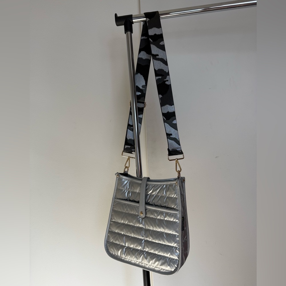 The Threaded Pear Puffy Crossbody Courier Bag Silver & Black w Gold Hardware